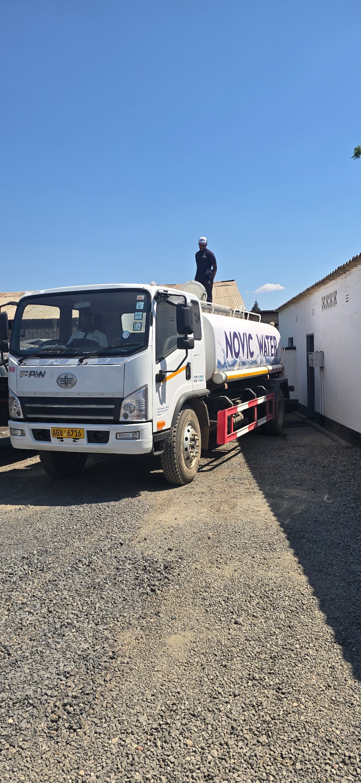 ulk water deliveries 2500l